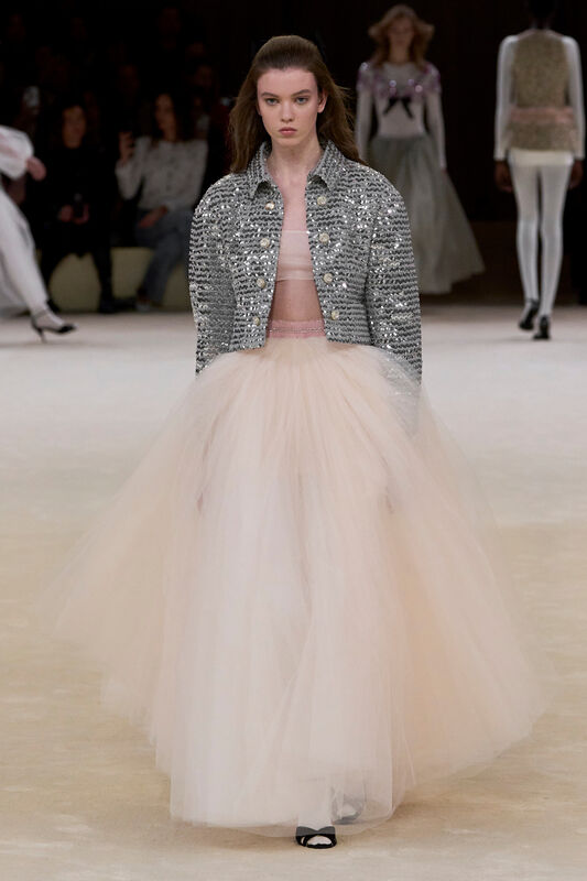 Chanel HC S24 028