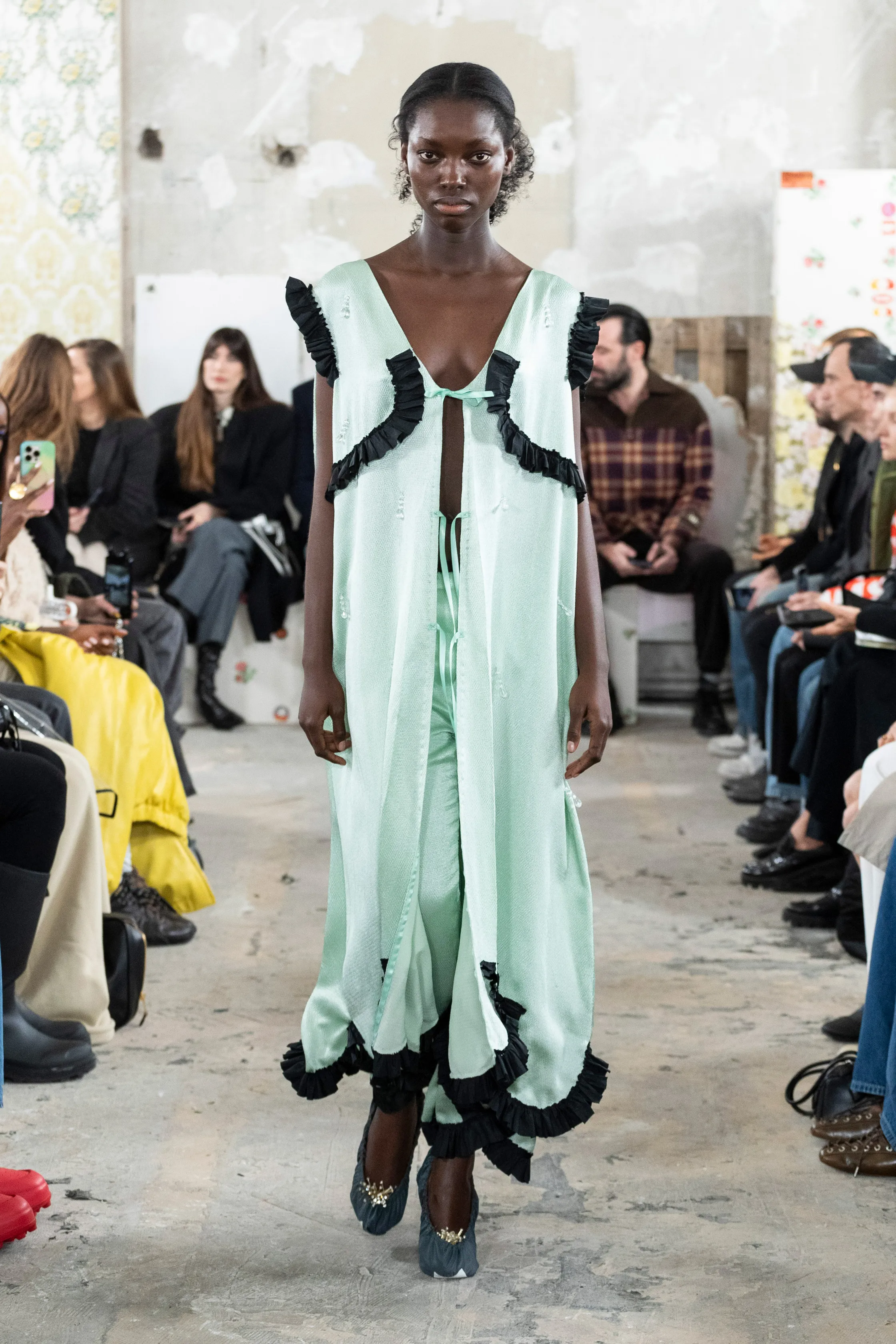 00030-meryll-rogge-fall-2025-ready-to-wear-credit-brand