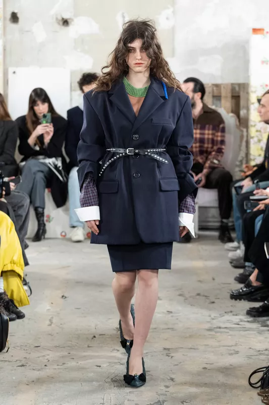 00003-meryll-rogge-fall-2025-ready-to-wear-credit-brand