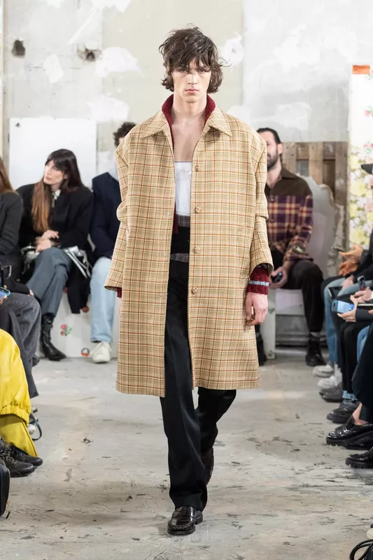 00015-meryll-rogge-fall-2025-ready-to-wear-credit-brand