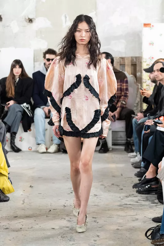 00032-meryll-rogge-fall-2025-ready-to-wear-credit-brand