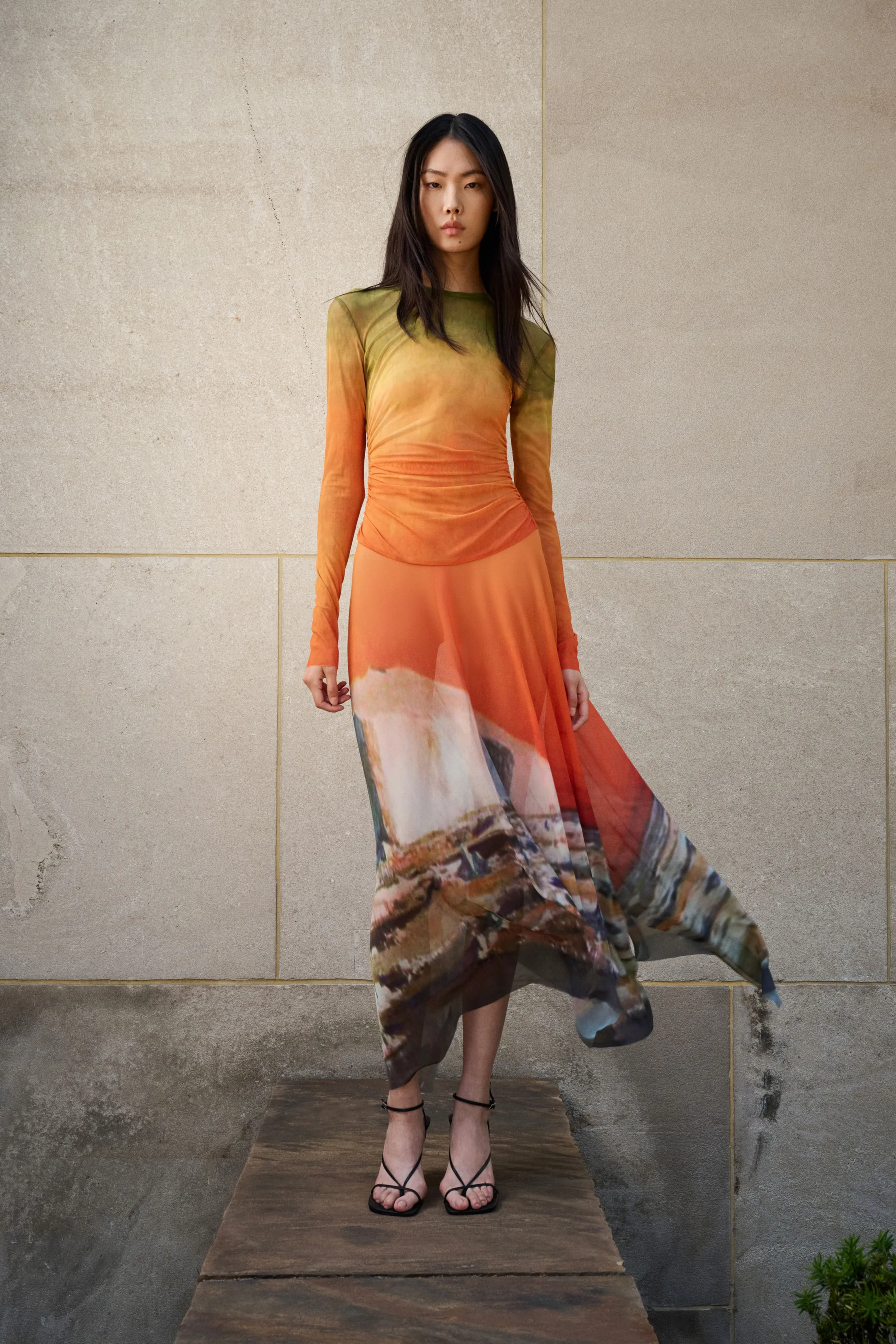 00011-monse-resort-2025-credit-soraya-zaman-brand