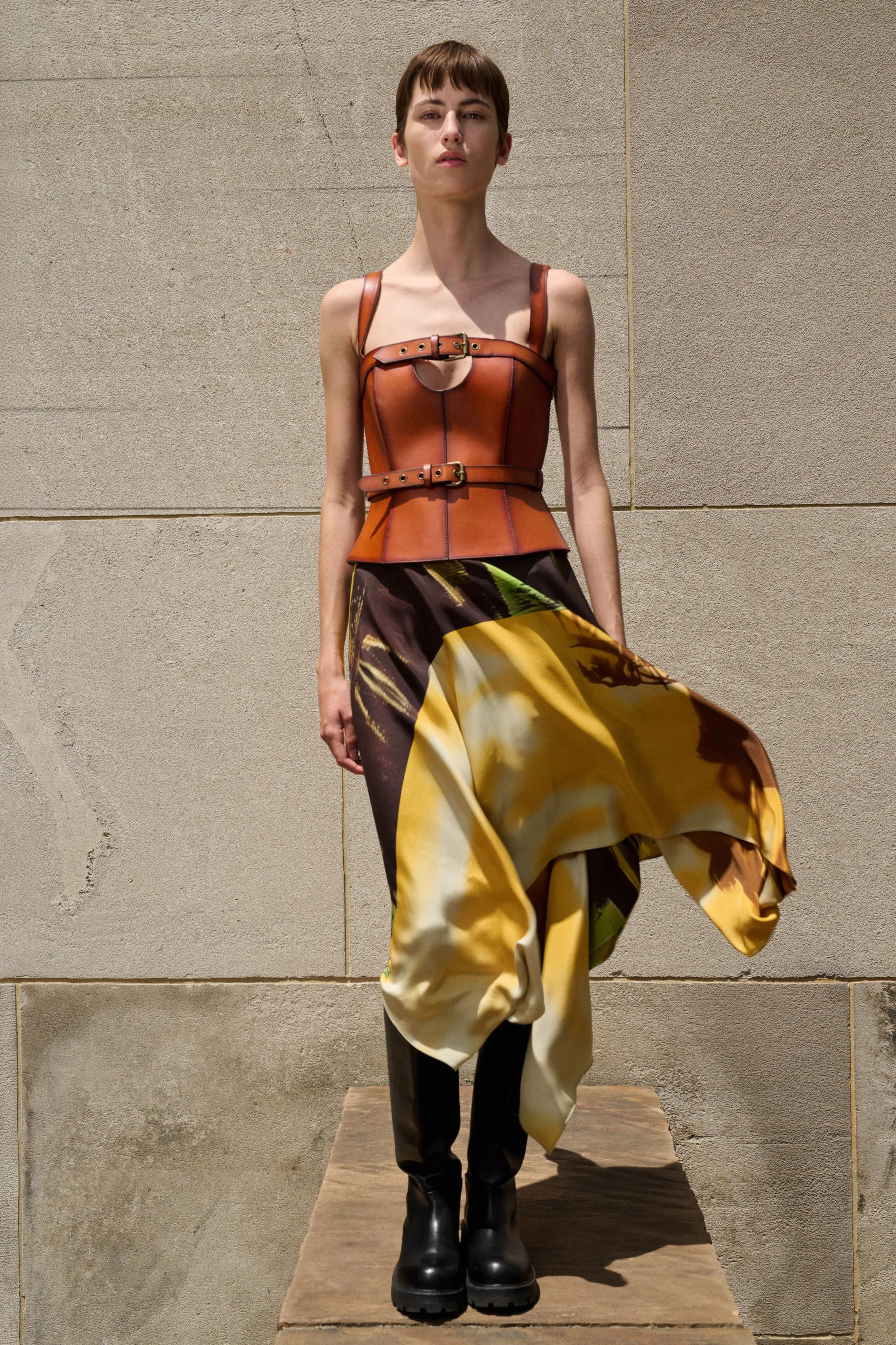 00018-monse-resort-2025-credit-soraya-zaman-brand