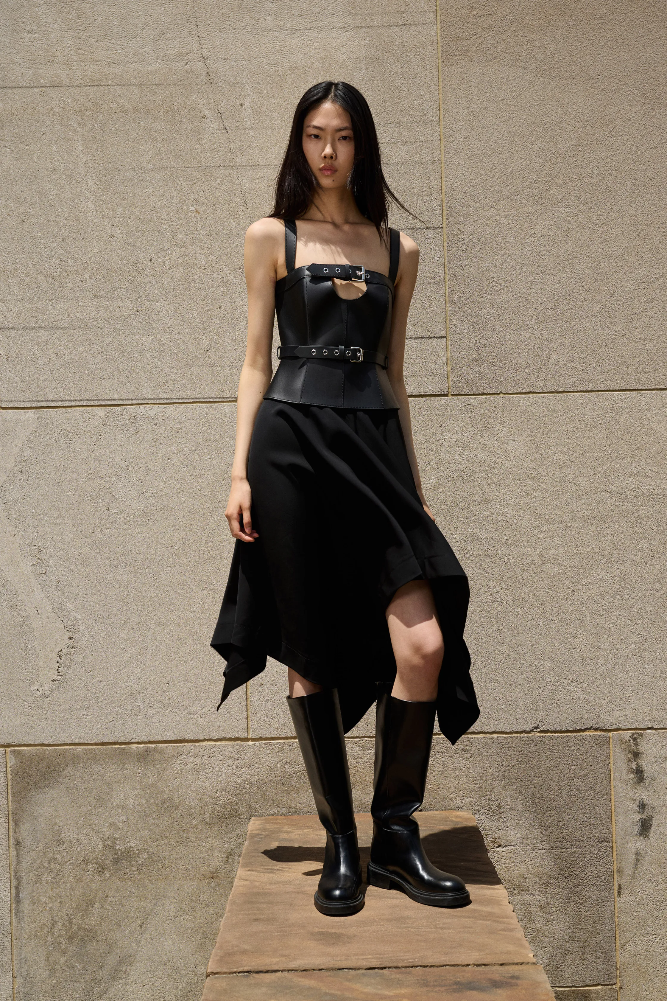 00035-monse-resort-2025-credit-soraya-zaman-brand